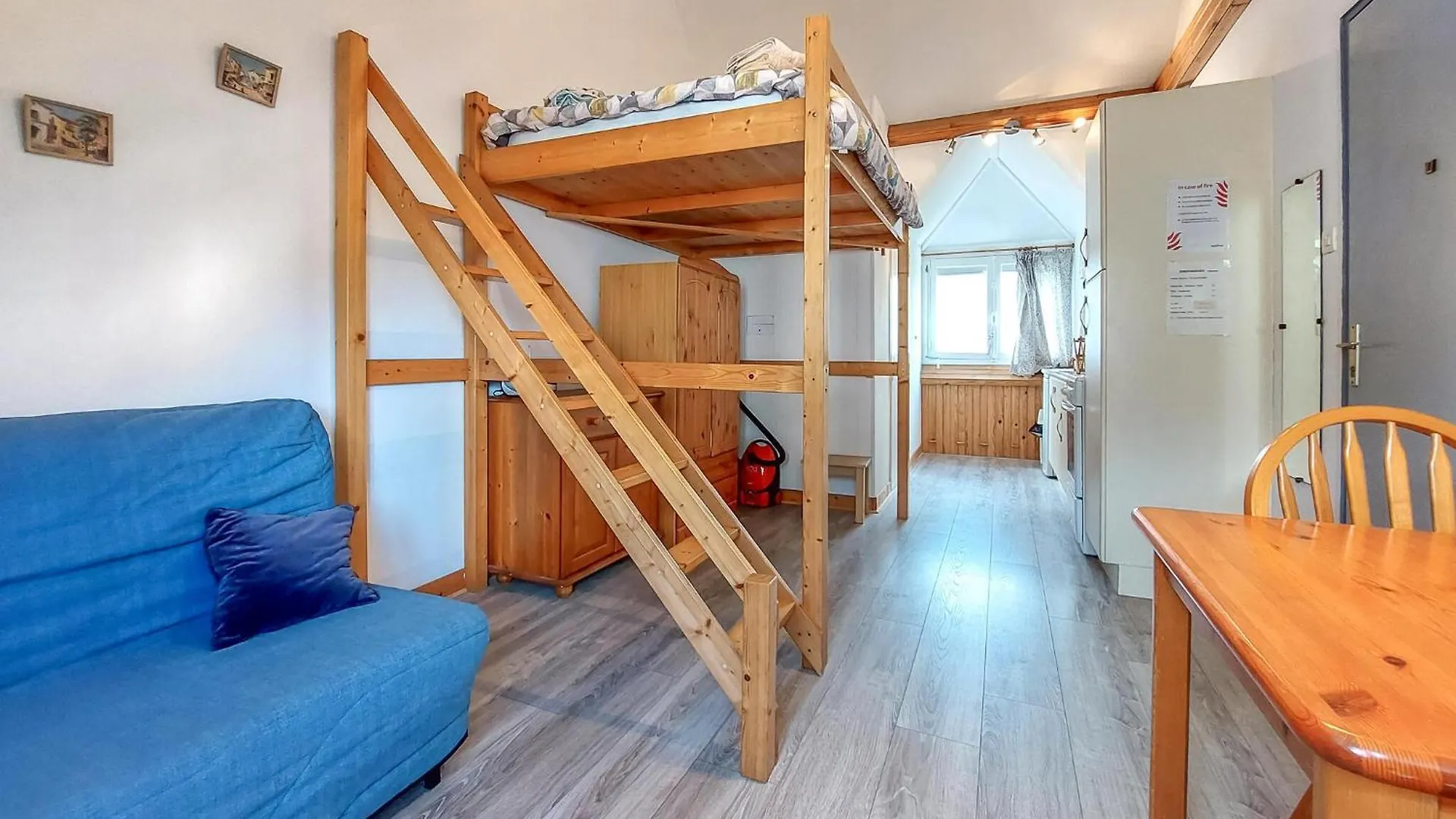 Amazing Apartment In Saint-Lunaire With Kitchen فرنسا